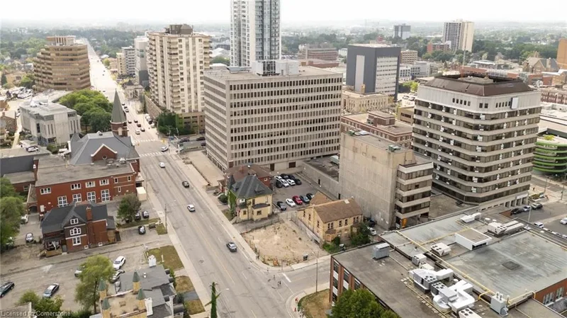 21 Weber Street W, Kitchener, ON N2H 3Y9, Kitchener, Ontario, Canada. - Photo 5