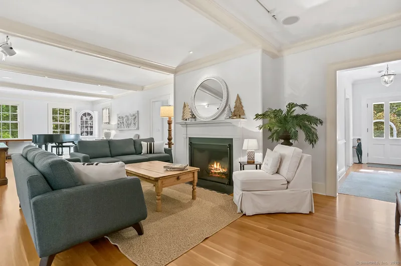 944 Pequot Avenue, Fairfield, CT, 06890, USA, Fairfield, Connecticut, United States. - Photo 18