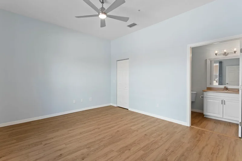 220 7th Avenue N , 220, St Petersburg, FL 33701, St. Petersburg, Florida, United States. - Photo 16