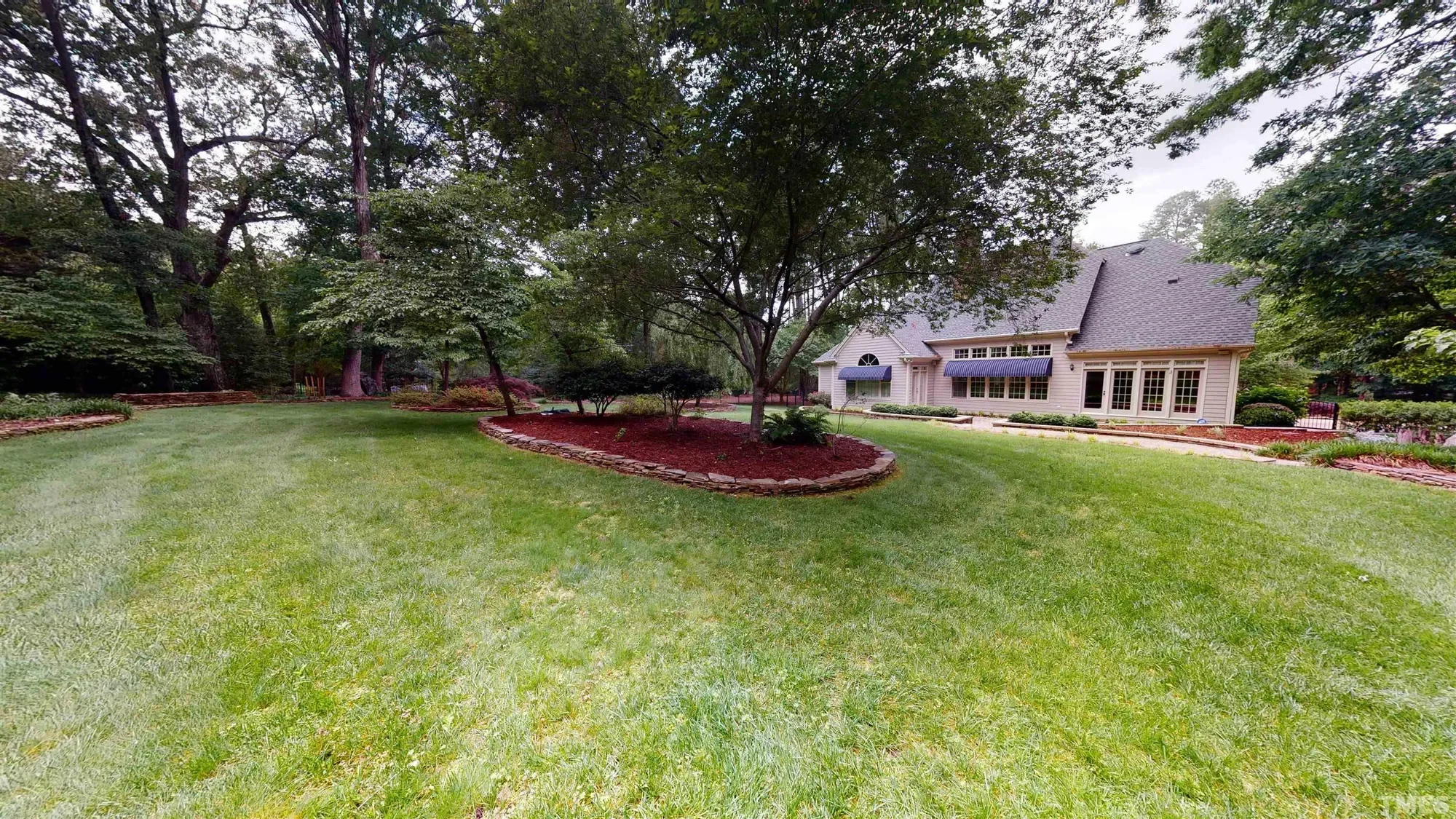 Gallery photo 10
