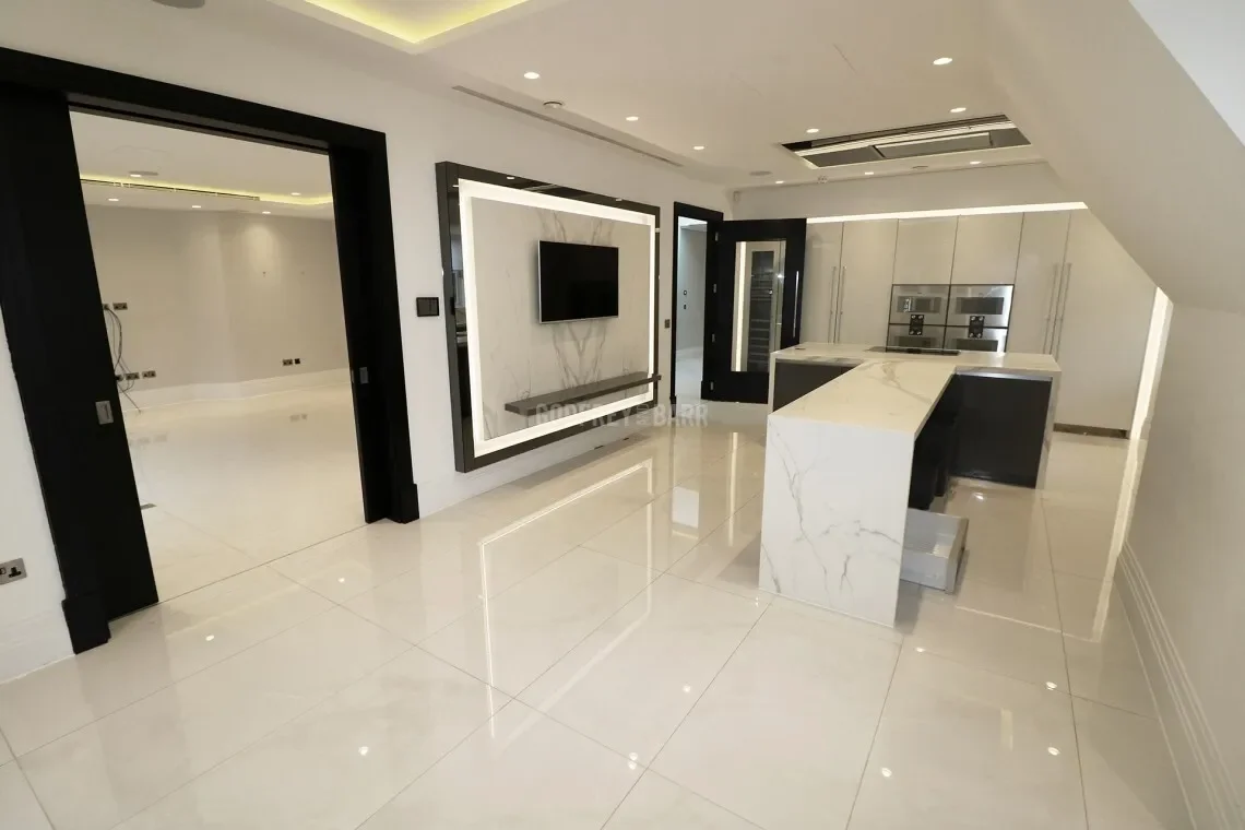 Camlet Way Hadley Wood EN4, Barnet, England, United Kingdom. - Photo 3
