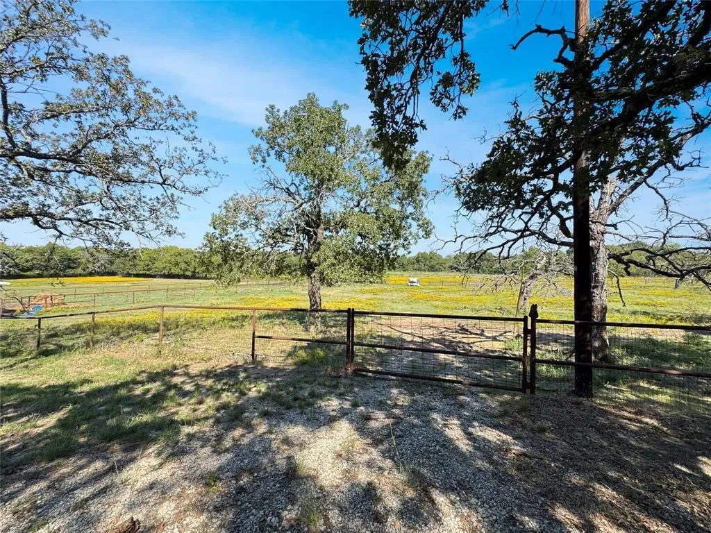 5167 Rock Hill Road, Cross Roads, Texas, United States. - Photo 6
