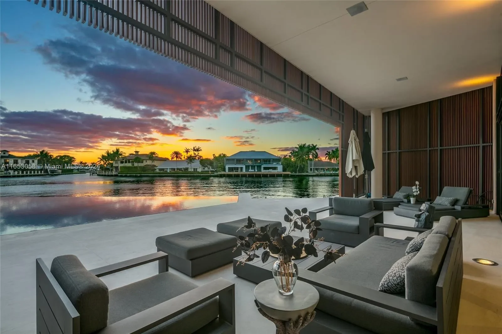 28 Minnetonka Rd, Fort Lauderdale, Florida, United States. - Photo 36