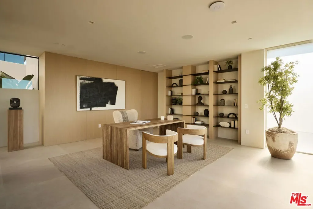 Gallery photo 4