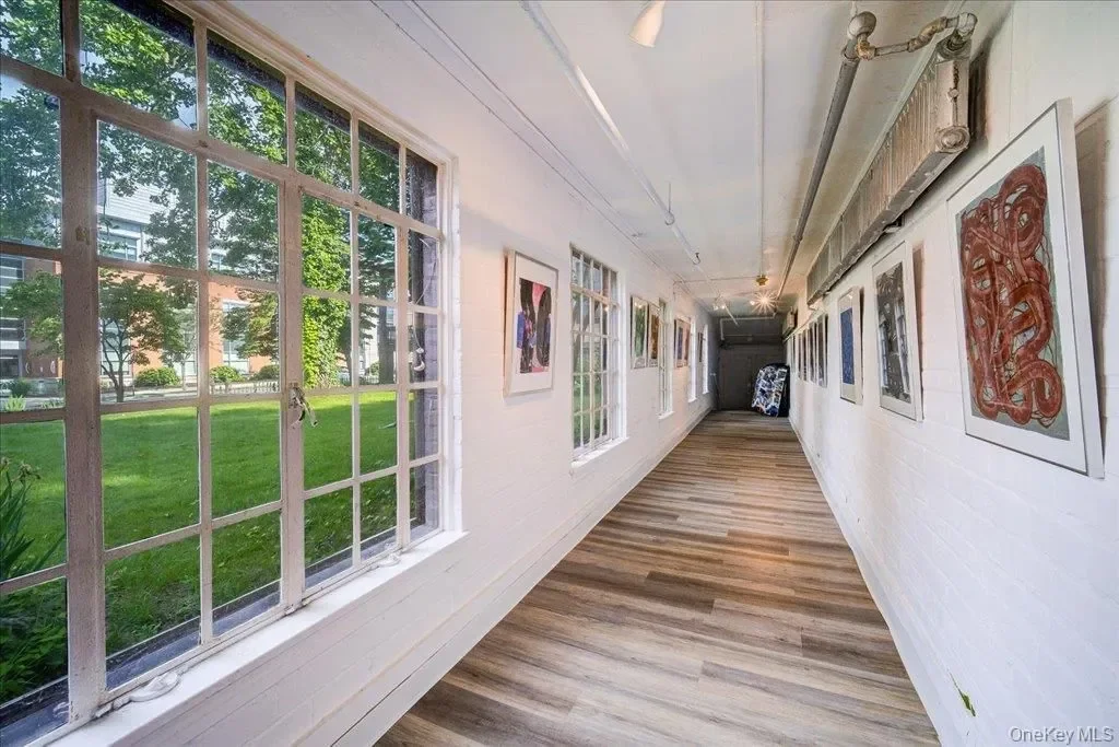 Gallery photo 12