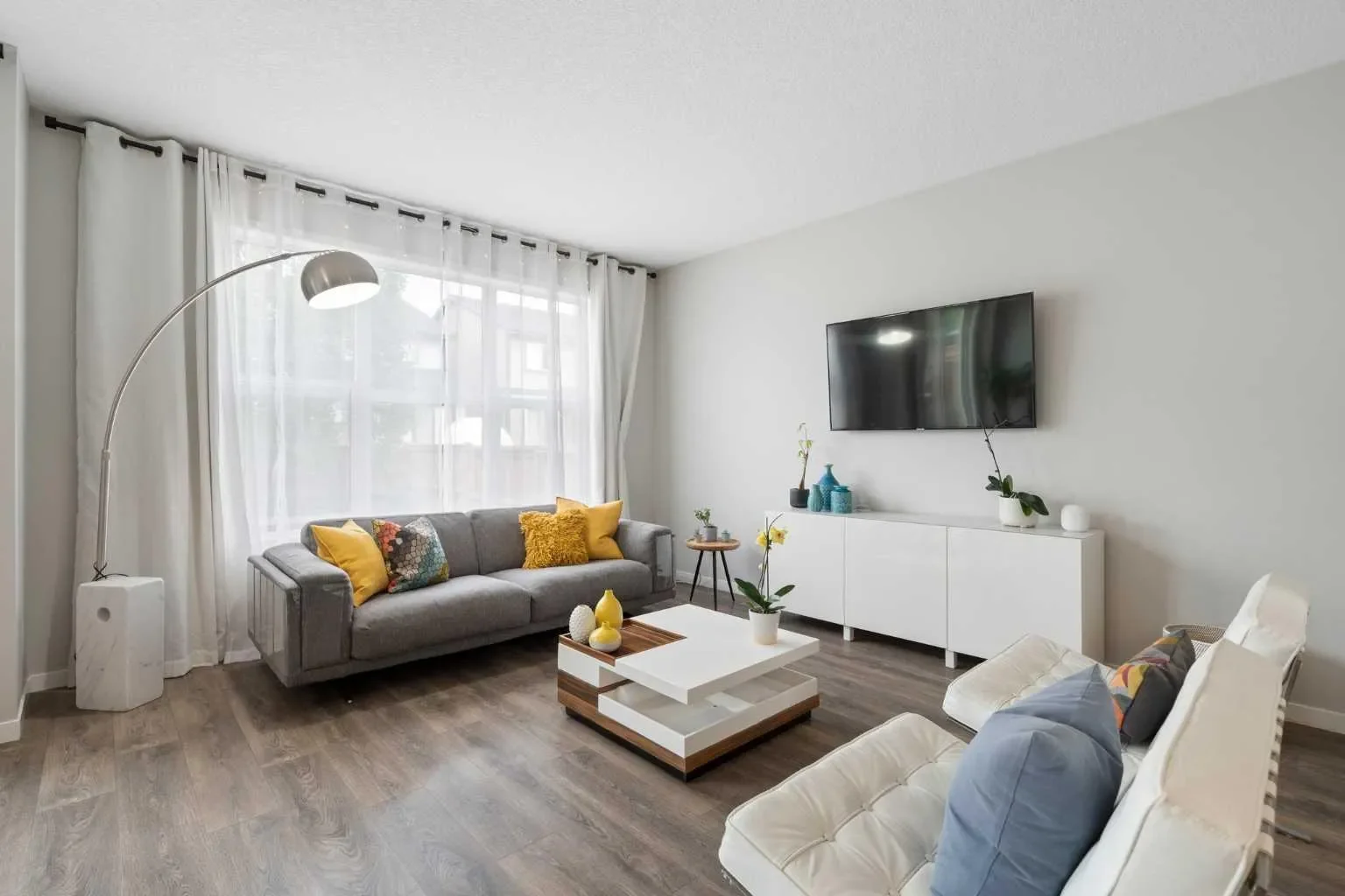 68 Masters Street SE, Calgary, Alberta, Canada. - Photo 8