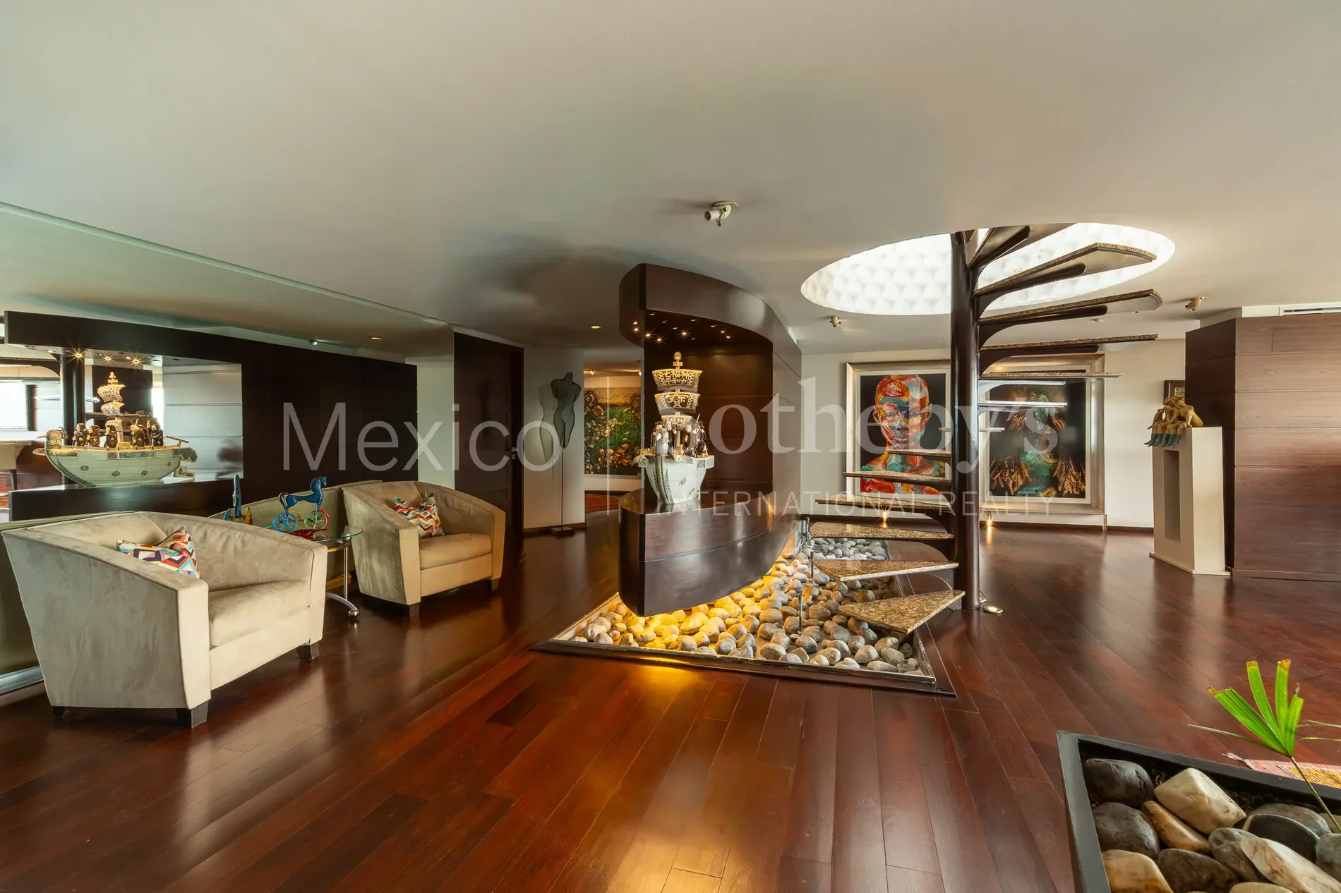 Gallery photo 5
