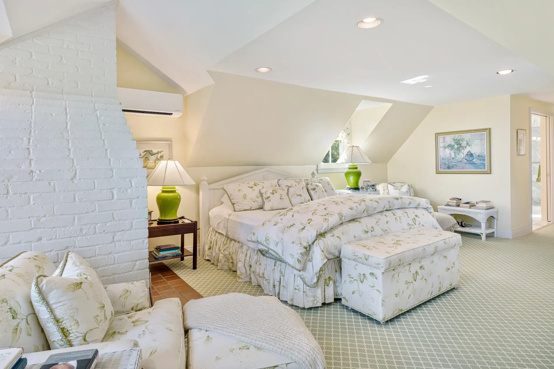 315 Ocean Ave, Newport, RI 02840, Newport, Rhode Island, United States. - Photo 28