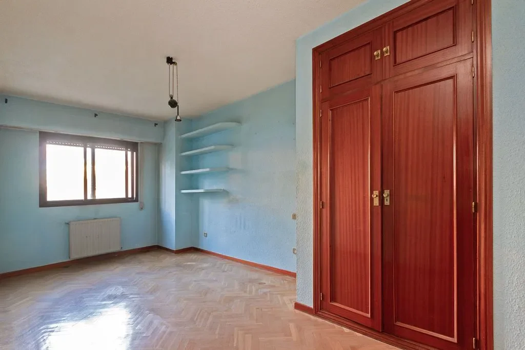 Gallery photo 3