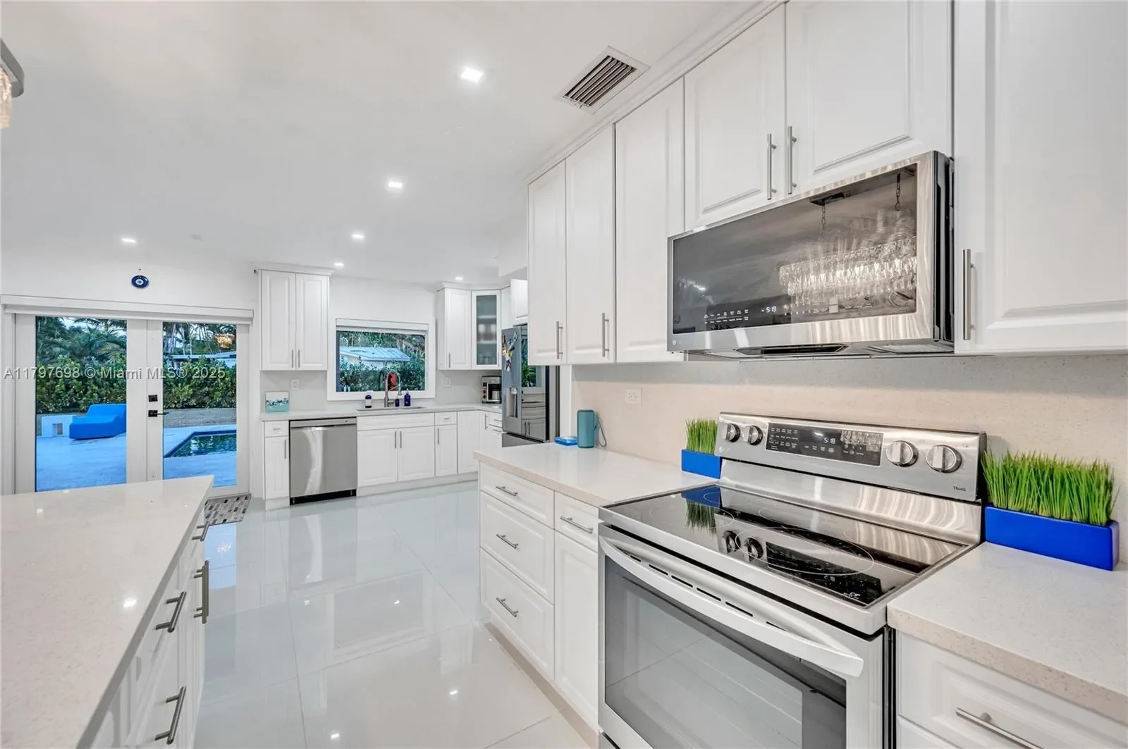 8501 SW 142nd St, Coral Gables, Florida, United States. - Photo 29