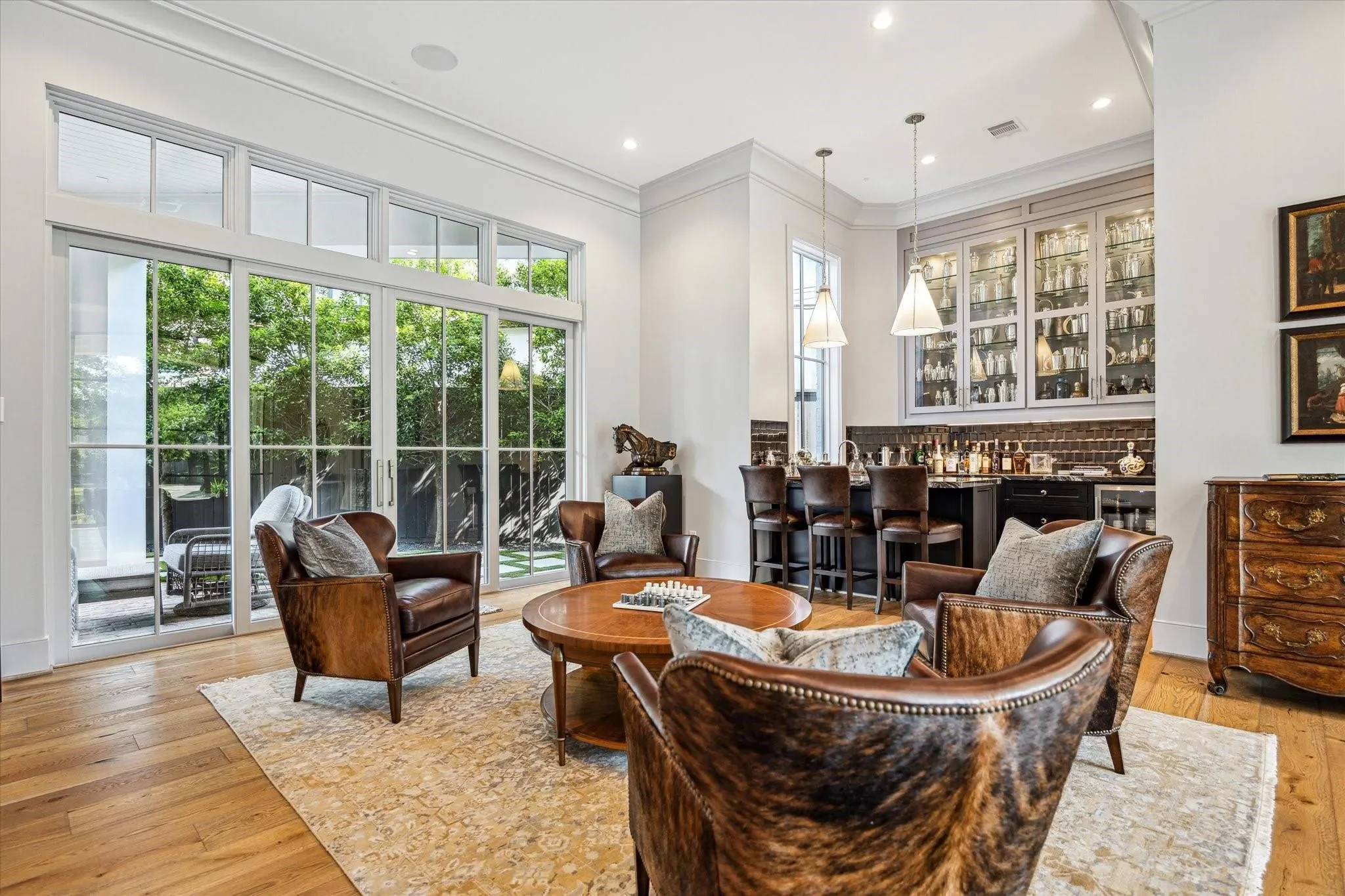 2116 Looscan Lane, Houston, Texas, United States. - Photo 2