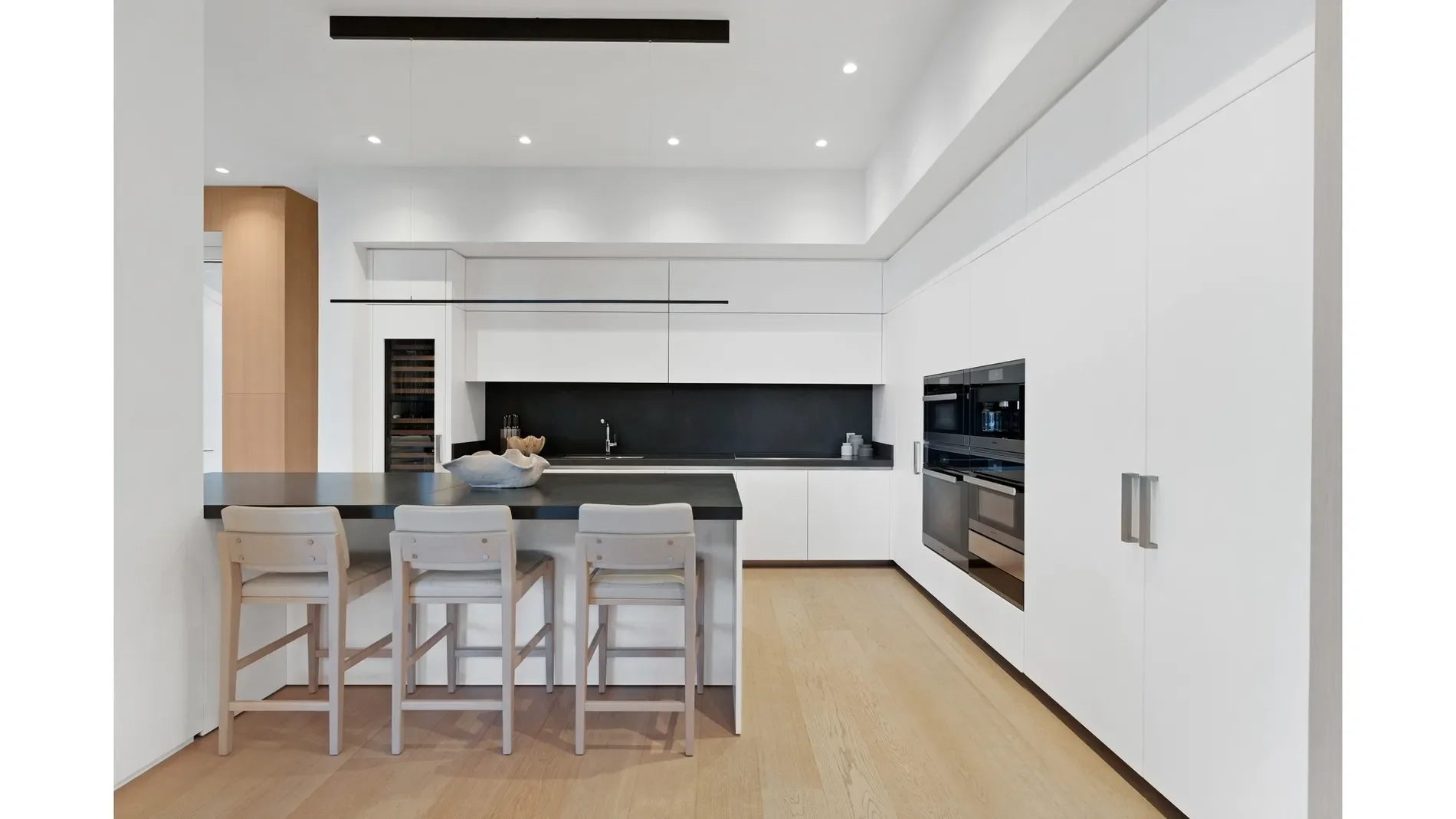 6800 Fisher Island Dr, Miami Beach, Florida, United States. - Photo 4