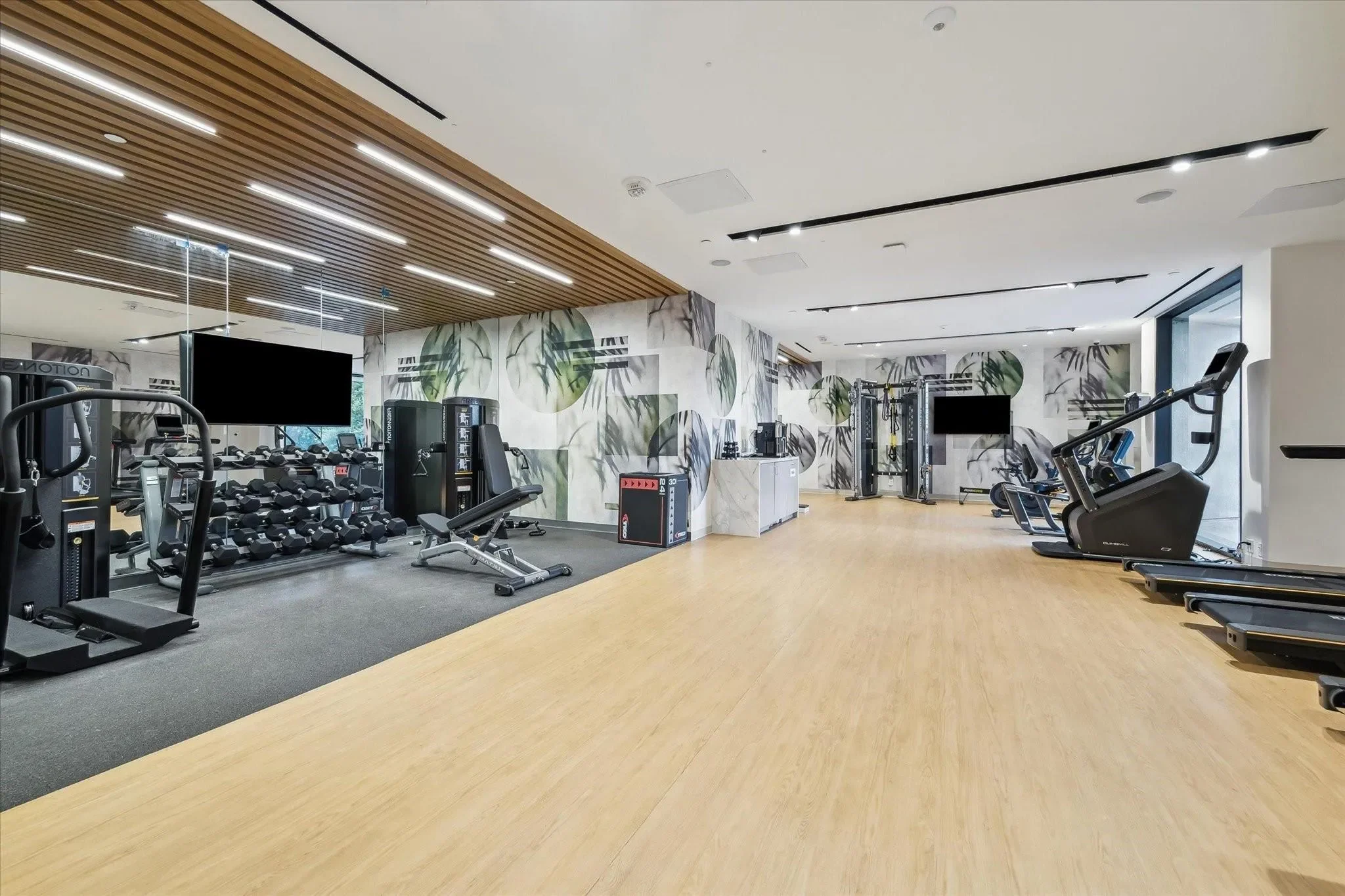 1701 Hermann Drive Drive 27CE, Houston, Texas, United States. - Photo 37