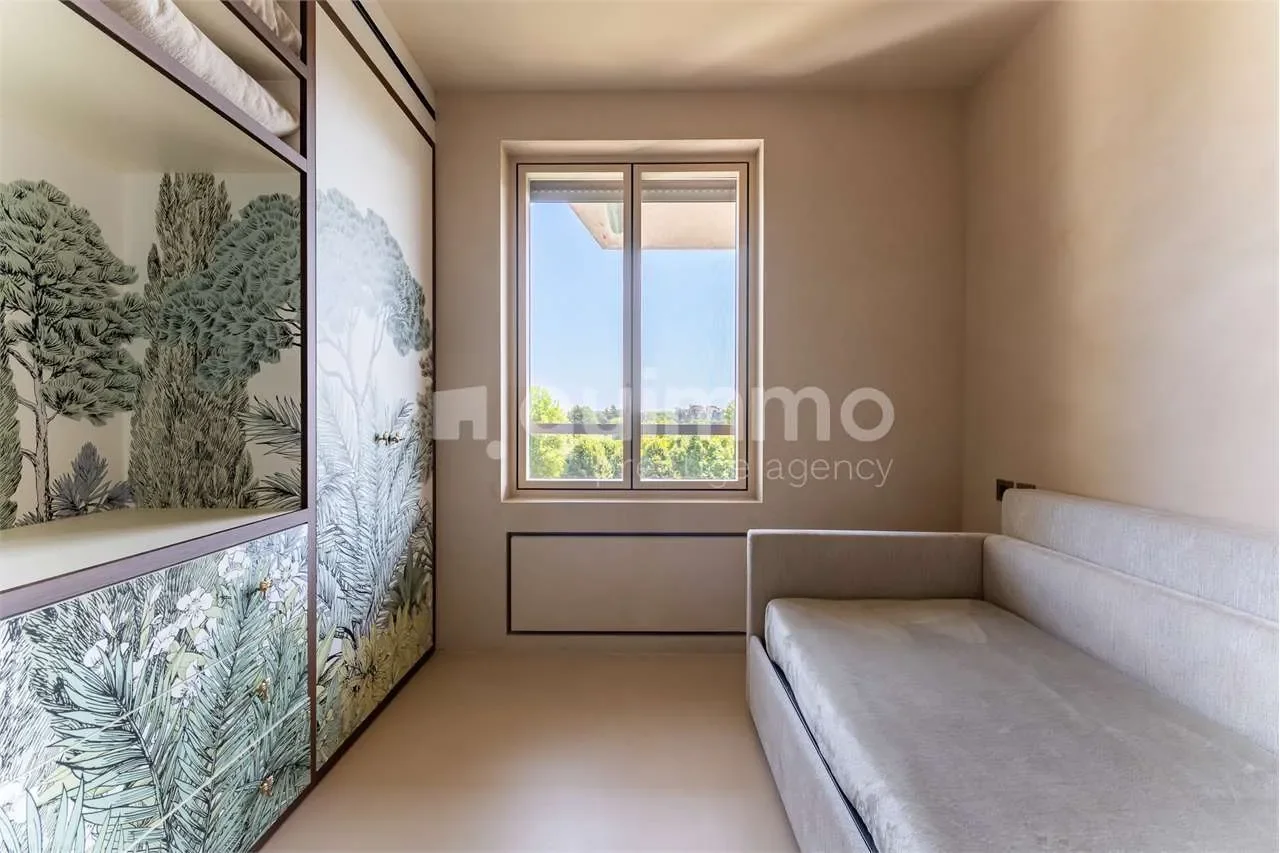 Gallery photo 3