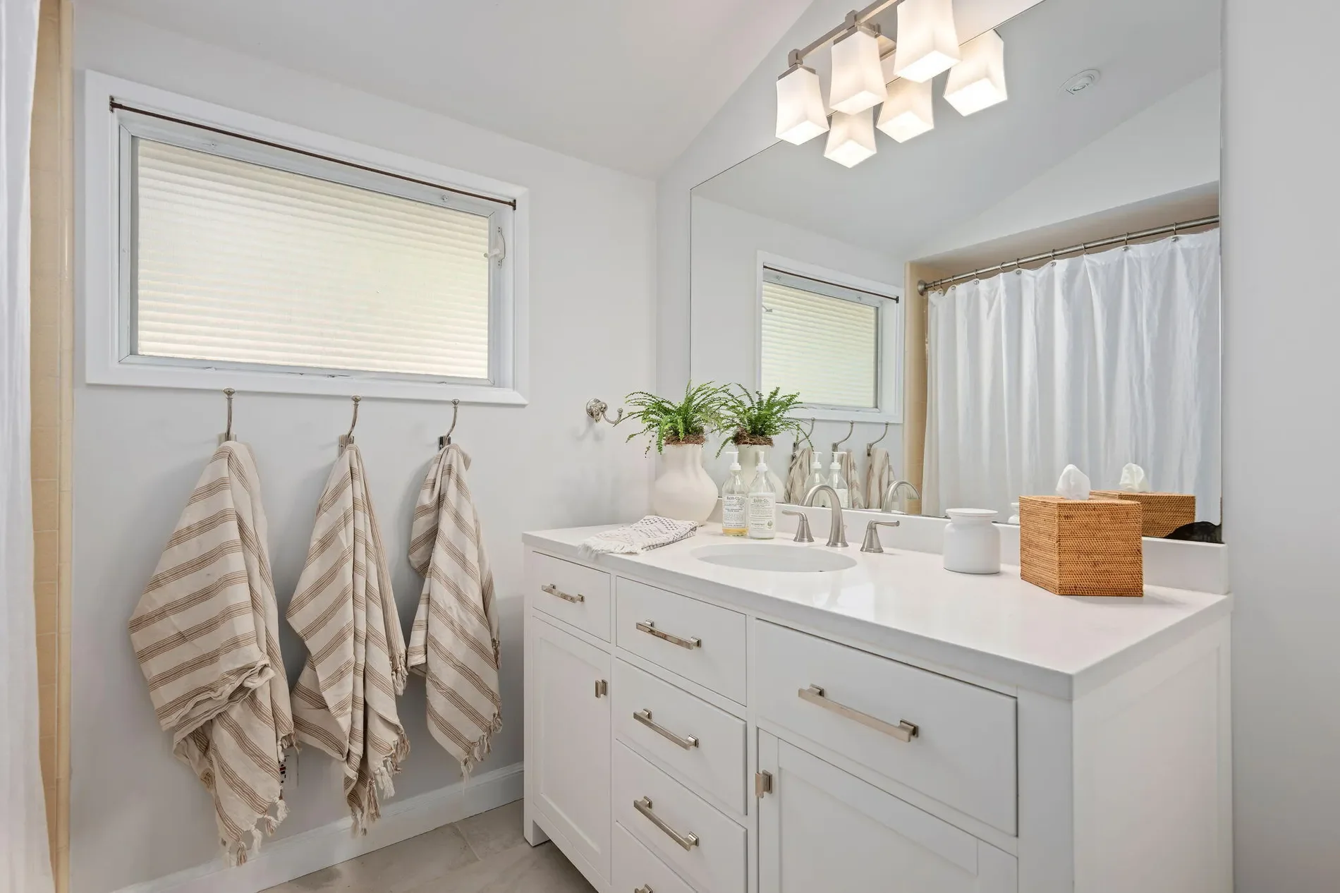 712 Arbolado Road, SANTA BARBARA, CA, 93103, USA, Santa Barbara, California, United States. - Photo 20