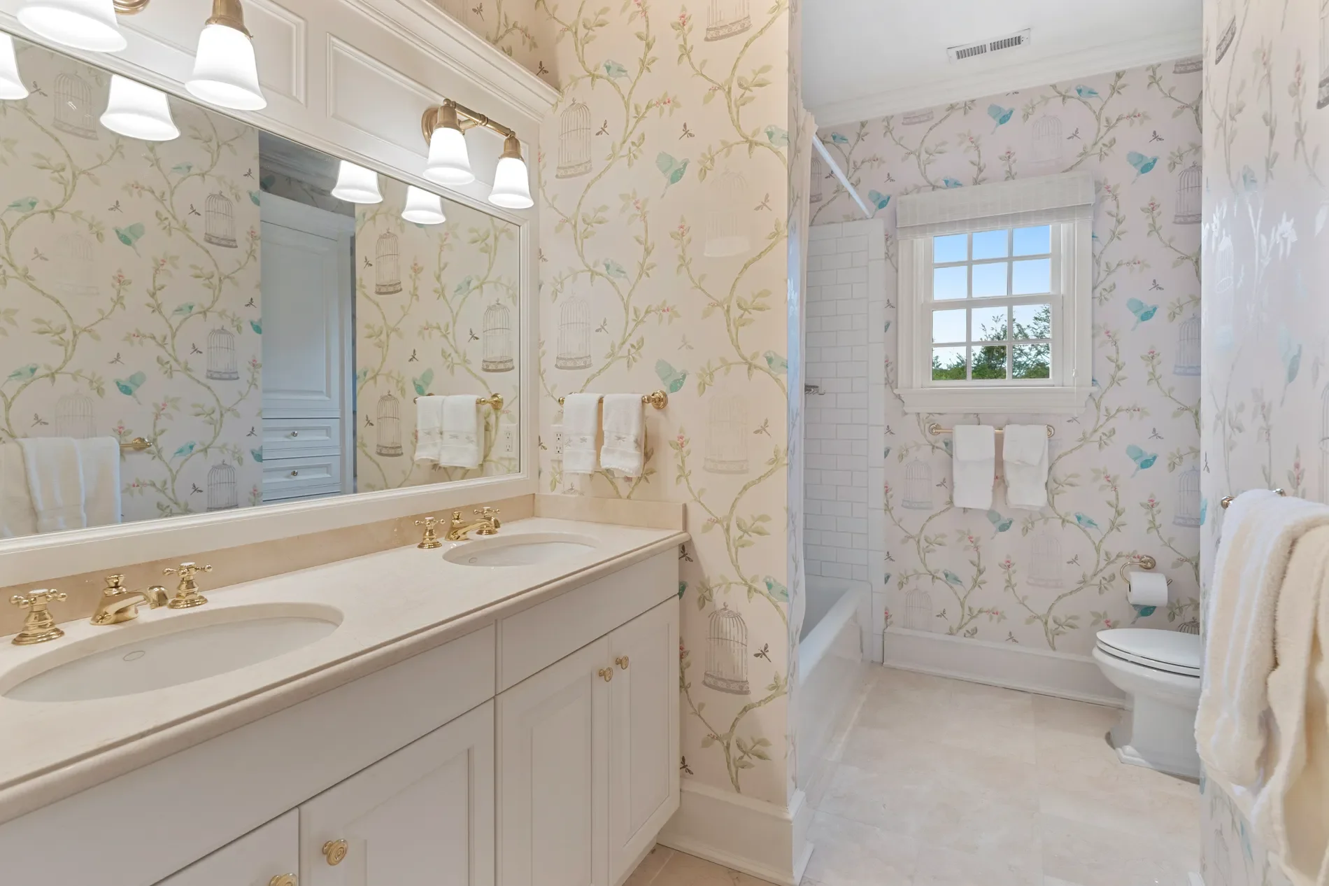 197 Park Street 13, New Canaan, CT 06840, New Canaan, Connecticut, United States. - Photo 21