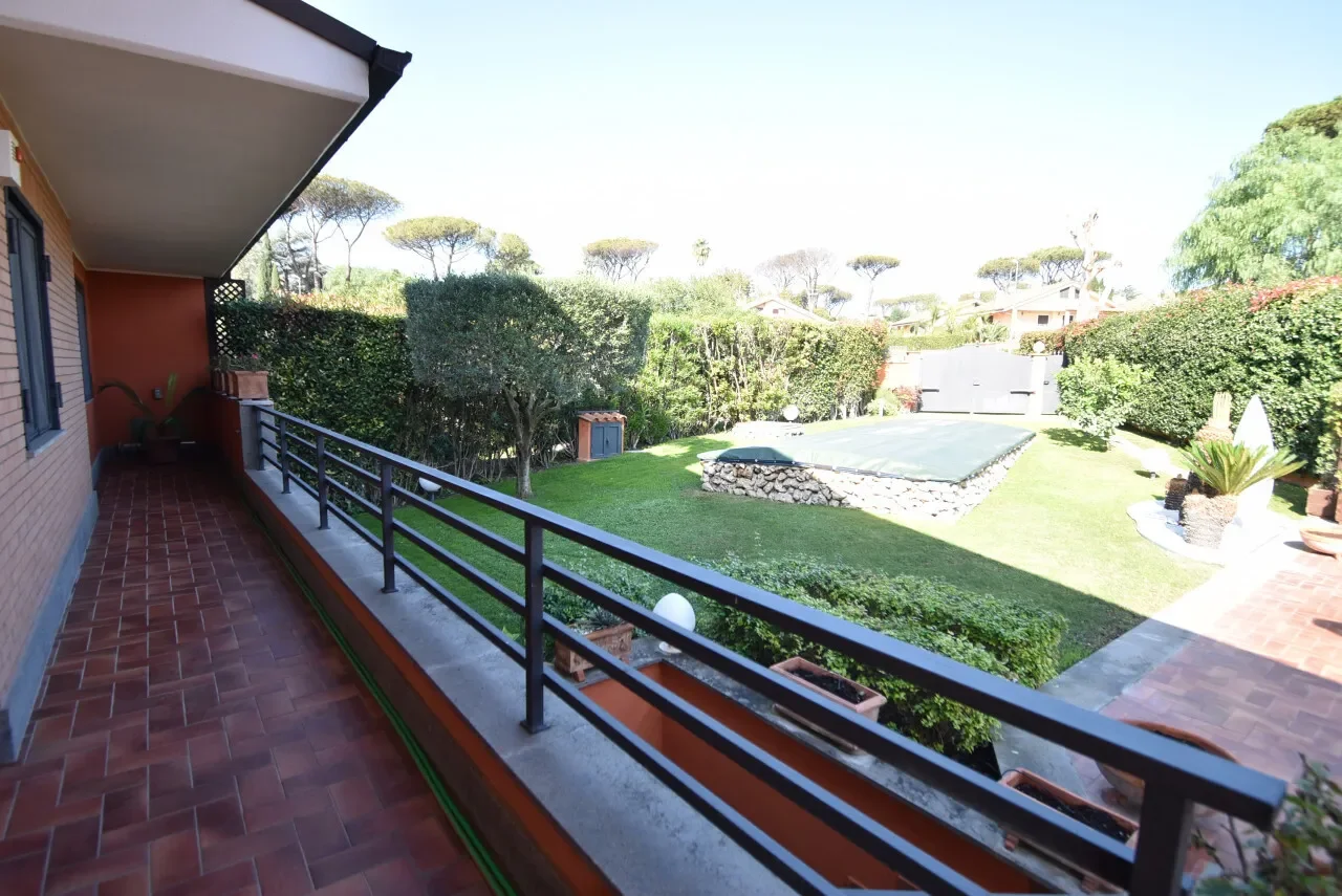 Gallery photo 10