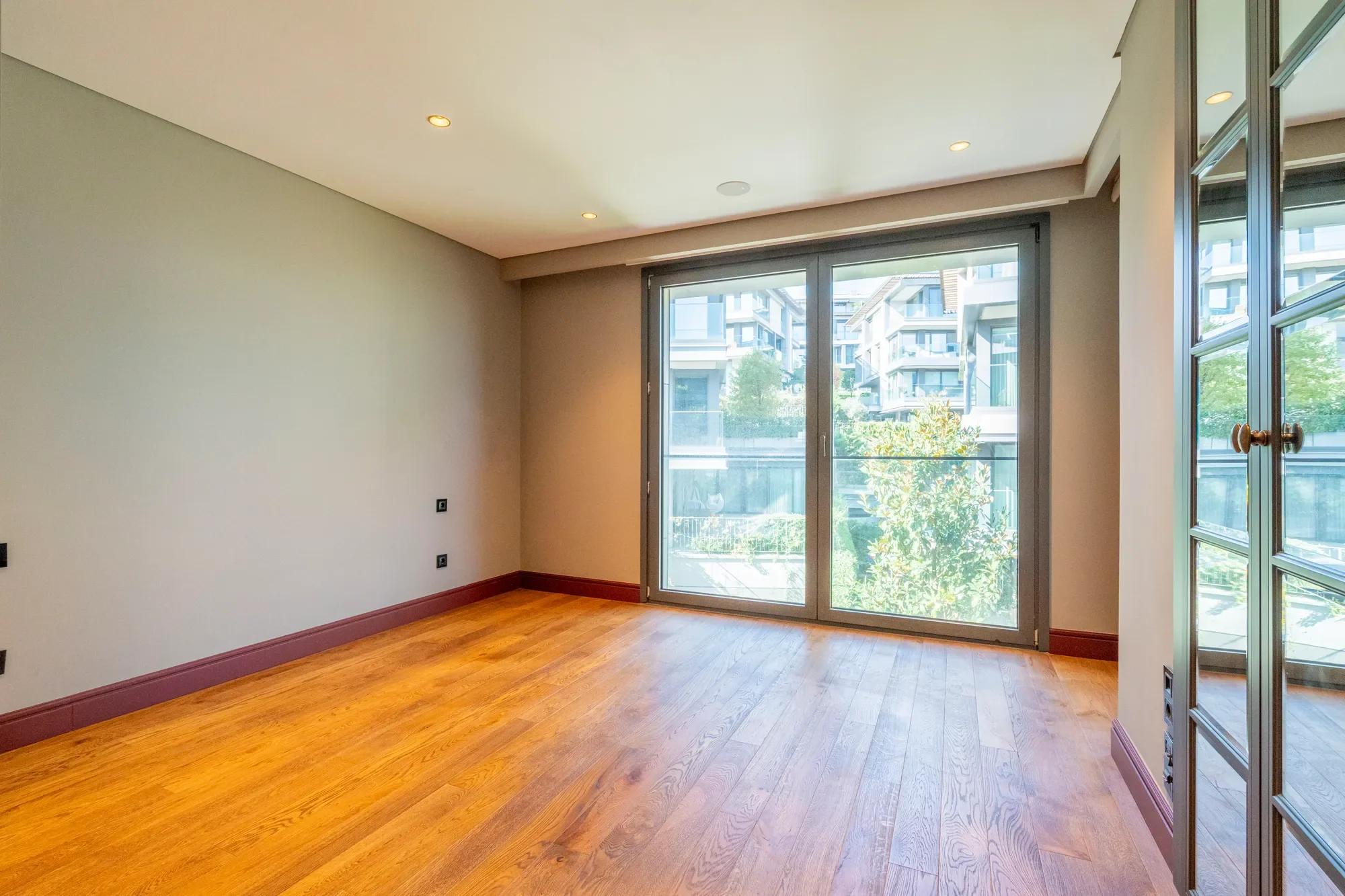 Gallery photo 6