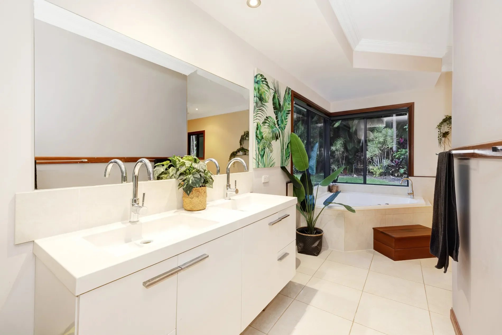 Gallery photo 5