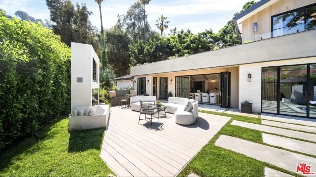 1914 N Laurel Canyon Boulevard, Los Angeles, California, United States. - Photo 50