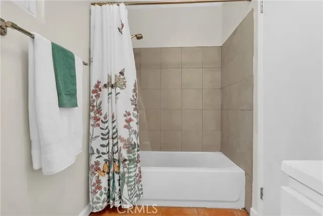 2115 E 114th Street, Los Angeles, CA 90059, Los Angeles, California, United States. - Photo 23