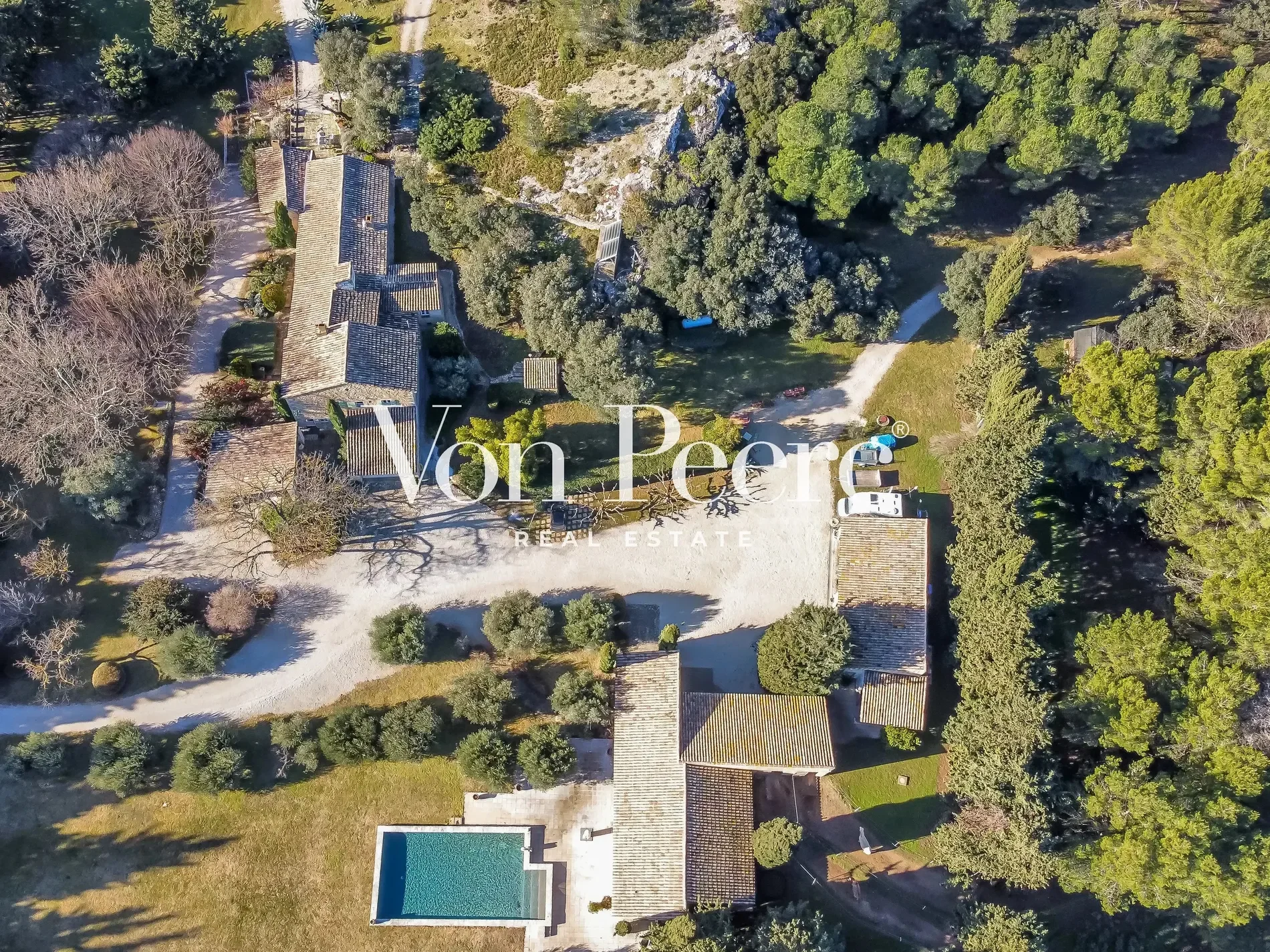 Saint-Rémy-de-Provence, Provence-Alpes-Côte d'Azur, France. - Photo 17