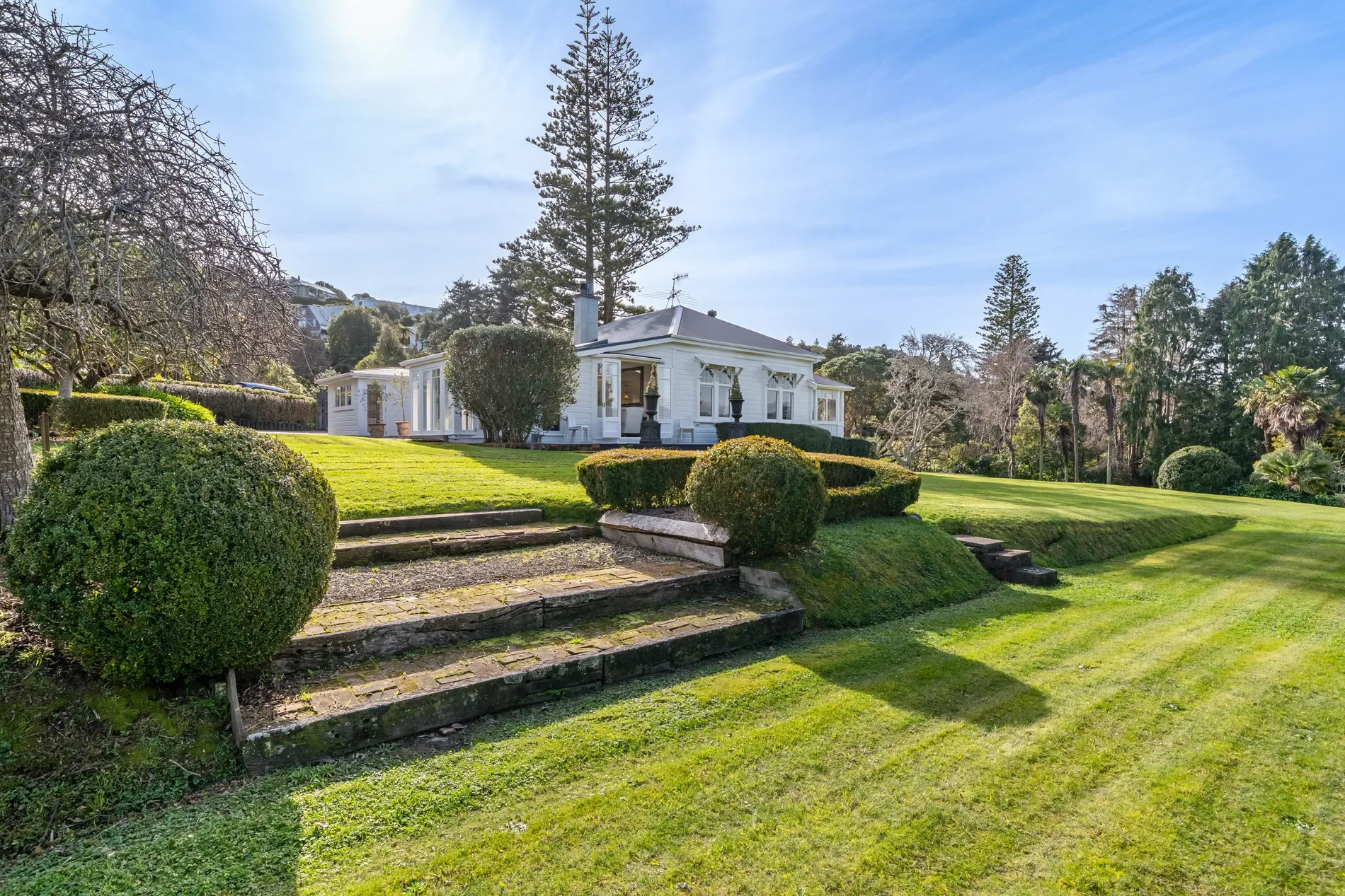 Exterior photo 11