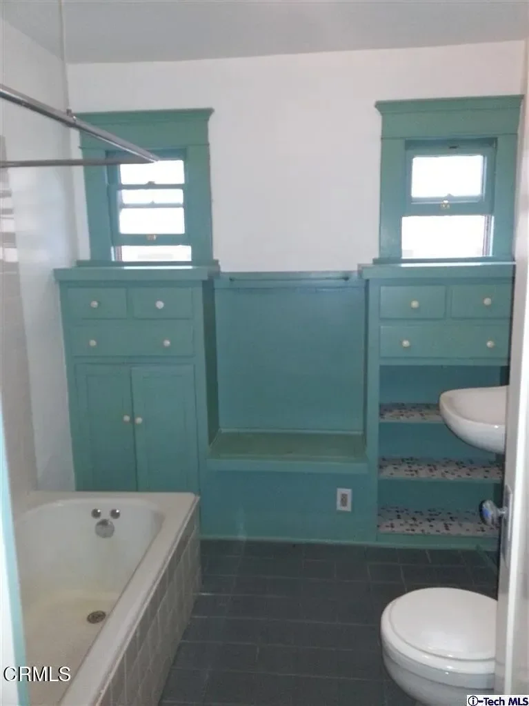 1157 Lake Avenue, Altadena, California, United States. - Photo 30