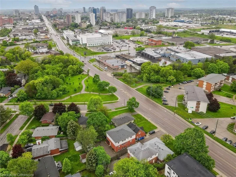 155 University Avenue E, Waterloo, Ontario, Canada. - Photo 17