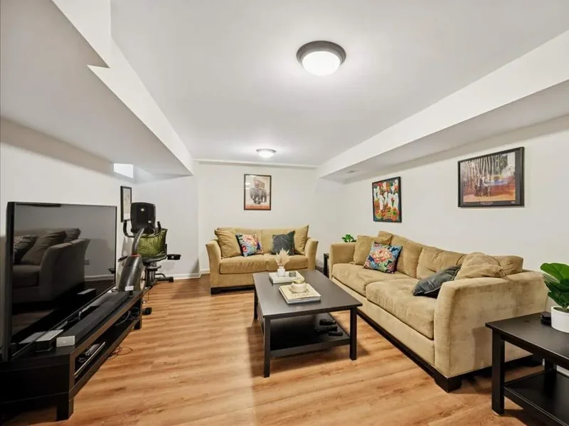 736 Central Street, Evanston, IL, 60201, USA, Evanston, Illinois, United States. - Photo 20