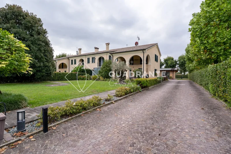 Fratte, Veneto, Italy. - Photo 24
