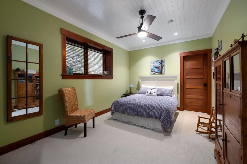 800 Taylor Road, Bowen Island, BC, V0N1G1, CANADA, Bowen Island, British Columbia, Canada. - Photo 33