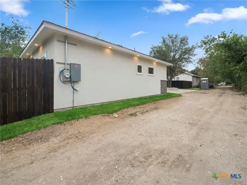 5338 Howard Street, San Antonio, Texas, United States. - Photo 35