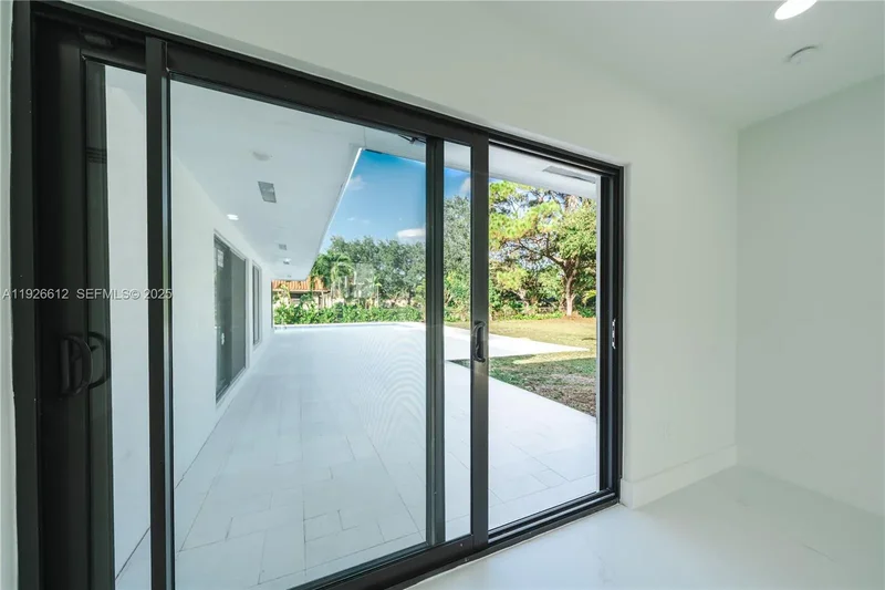 18101 NW 19th Ave, Miami Gardens, Florida, United States. - Photo 5