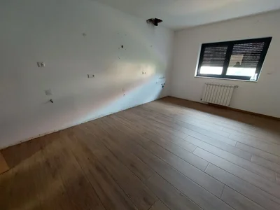 Thumbnail 27
