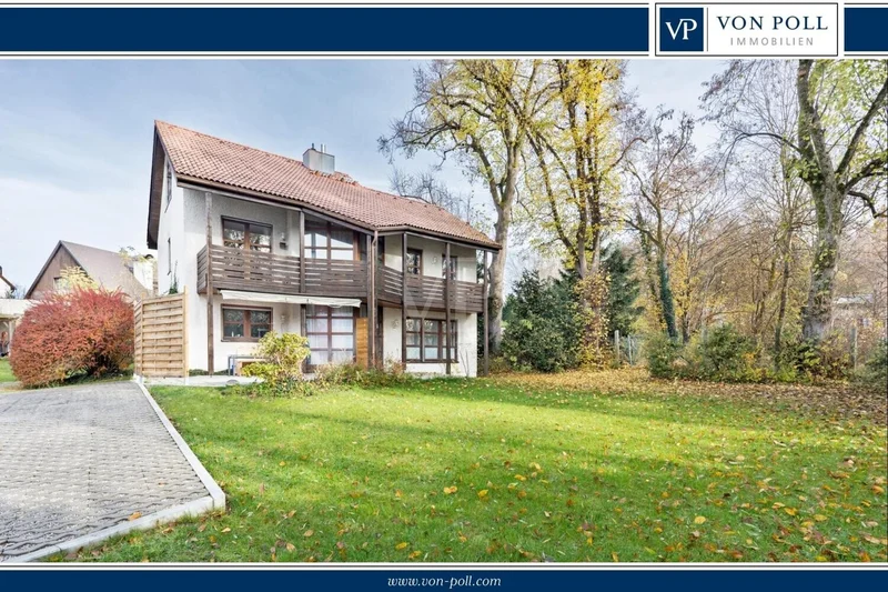 Spacious Family Home with Versatile Living Potential