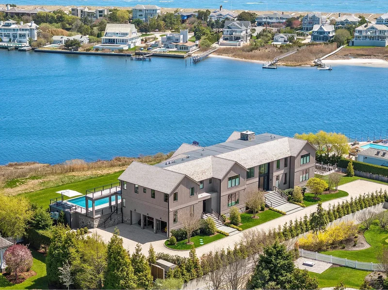 34 Westbridge Rd, Westhampton Beach, New York, United States. - Photo 13