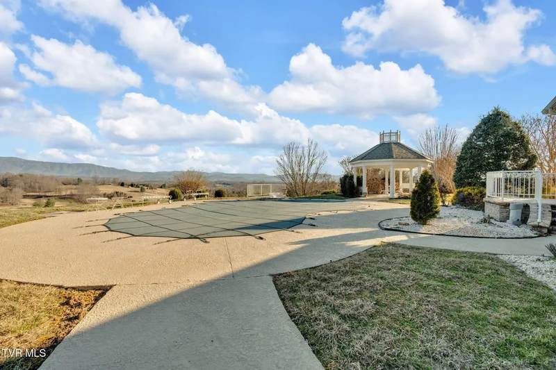 215 Lick Hollow Road, Greeneville, TN 37743, Greeneville, Tennessee, United States. - Photo 89