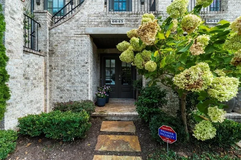 6645 Cadence Boulevard, Atlanta, GA 30328, Atlanta, Georgia, United States. - Photo 8