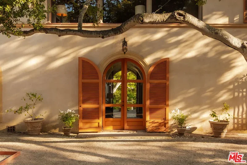 405 Toro Canyon Road, Carpinteria, California, United States. - Photo 8