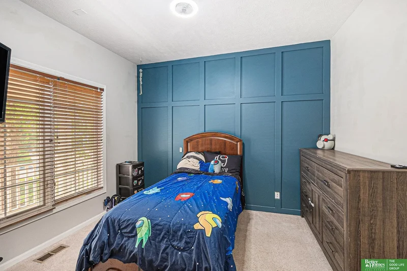 2231 Crystal Creek Drive, Papillion, NE 68046, Papillion, Nebraska, United States. - Photo 9