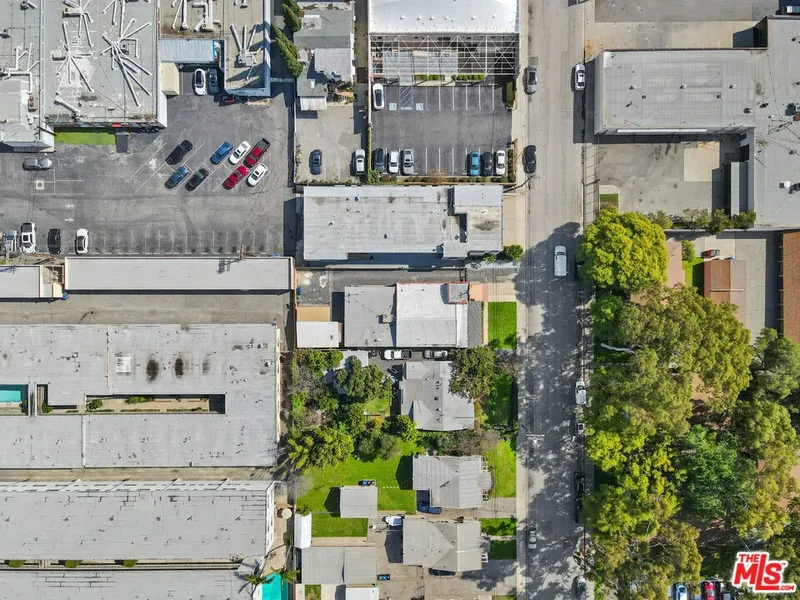 317 W Palmer Avenue, Glendale, California, United States. - Photo 54
