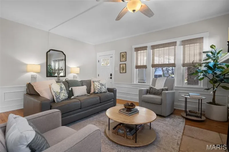 716 N Kirkwood Road, Kirkwood, Missouri, United States. - Photo 4