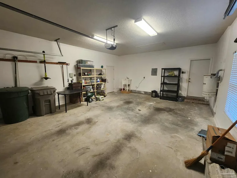 5450 N Shore Rd, Pensacola, FL 32507, Pensacola, Florida, United States. - Photo 54