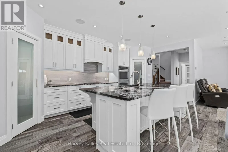36 Homestead Lane, Huntsville (Chaffey), ON, P1H2N8, CANADA, Huntsville, Ontario, Canada. - Photo 17