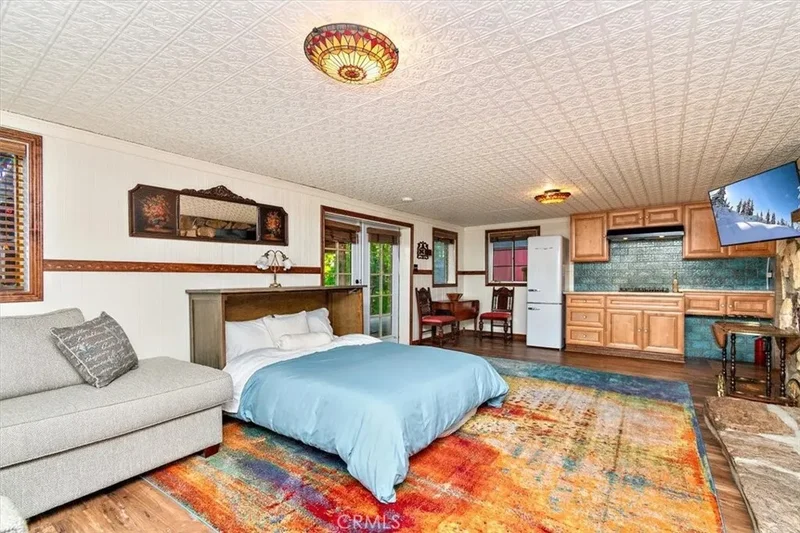 329 Summit Road, Lake Arrowhead, CA 92352, Lake Arrowhead, California, United States. - Photo 38