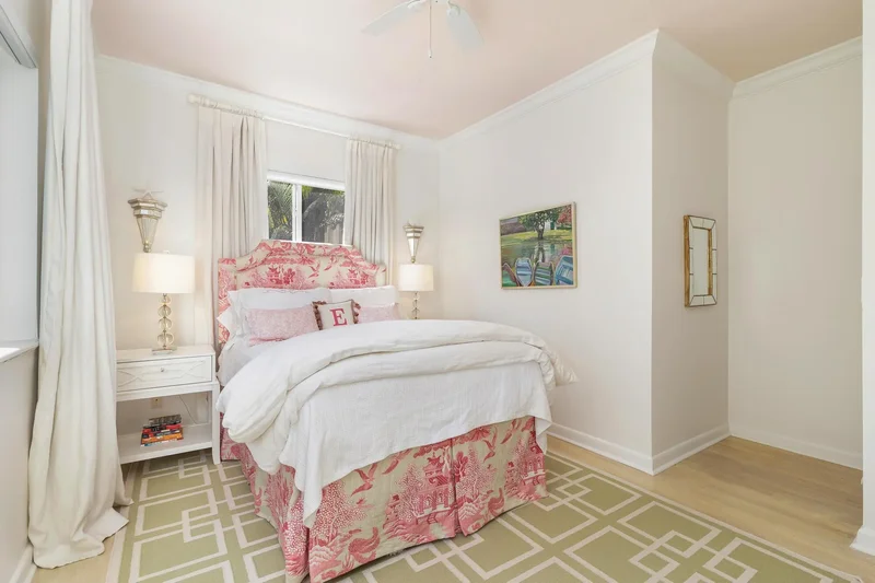 Atlantic Avenue, Palm Beach, Florida, United States. - Photo 11