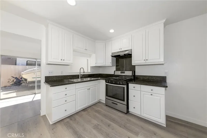 558 W W. Philadelphia St, Ontario, CA 91762, Ontario, California, United States. - Photo 22