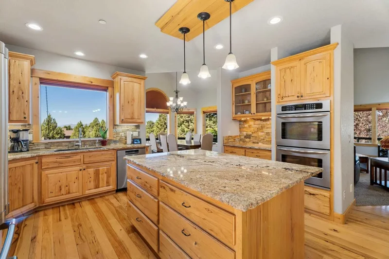 6900 SE Madison Avenue , Prineville, OR 97754, Prineville, Oregon, United States. - Photo 49