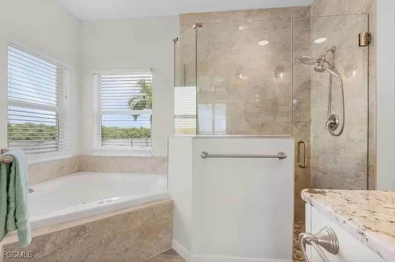 4885 E Riverside Drive, Fort Myers, FL 33905, Fort Myers, FL, United States. - Photo 3